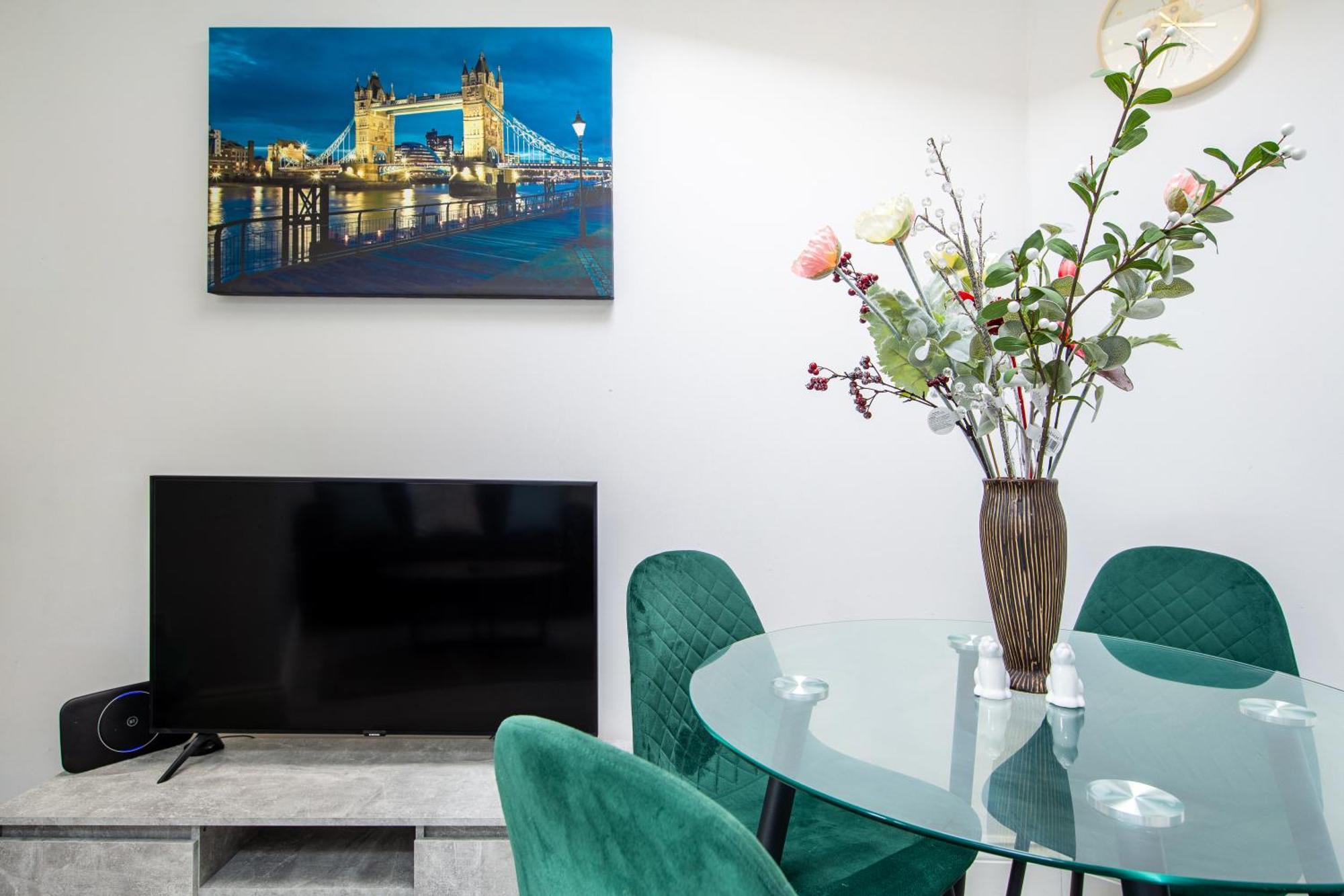 Cosy 1 Bed Apartment With Free Parking Close To Underground Station Zone 2 For Quick Access To Central London Up To 5 Guests Dış mekan fotoğraf