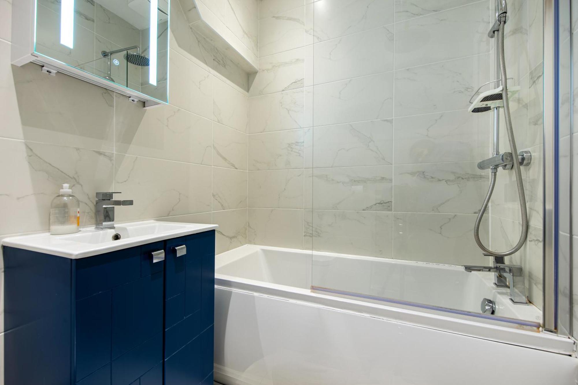 Cosy 1 Bed Apartment With Free Parking Close To Underground Station Zone 2 For Quick Access To Central London Up To 5 Guests Dış mekan fotoğraf