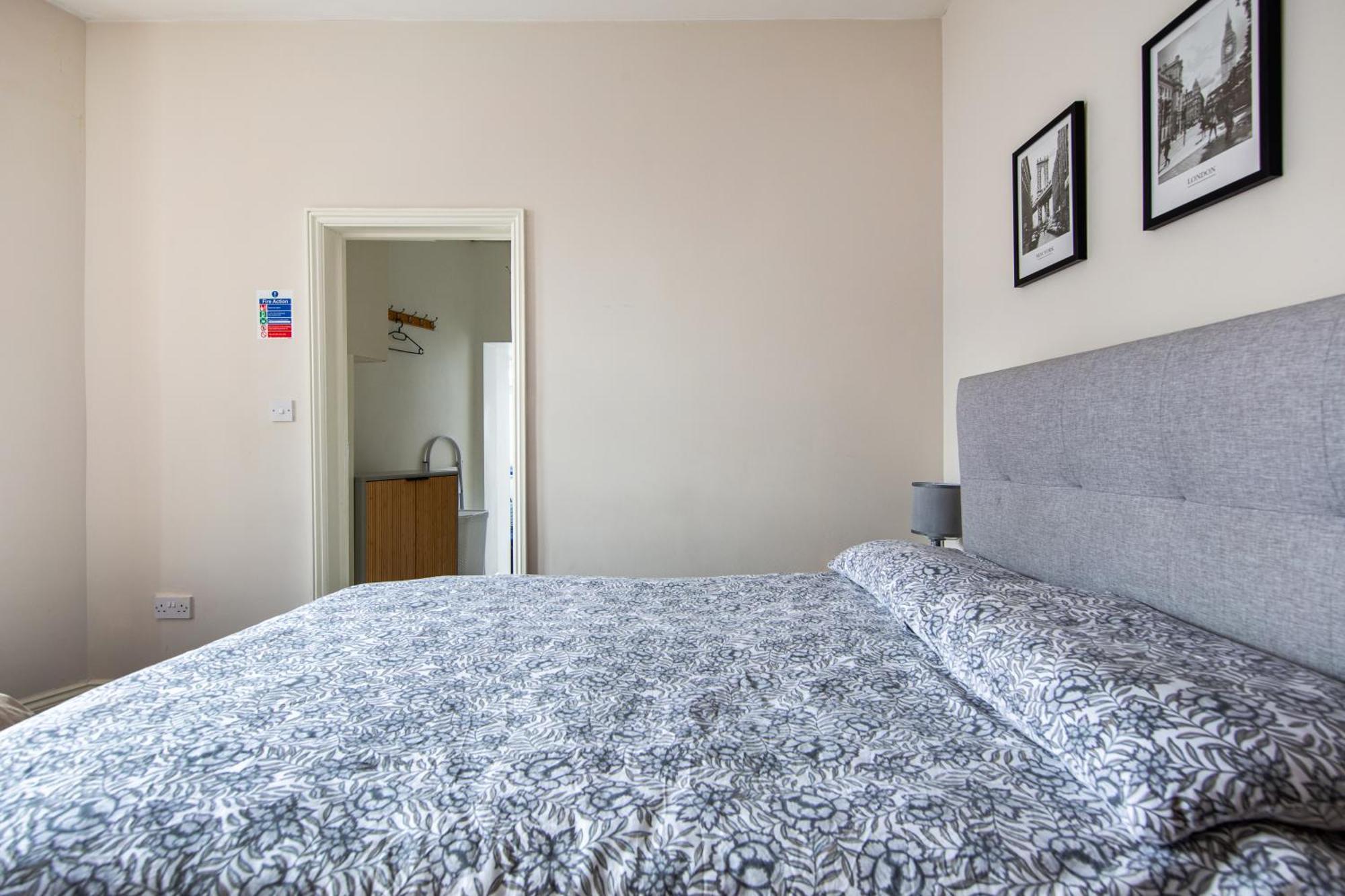 Cosy 1 Bed Apartment With Free Parking Close To Underground Station Zone 2 For Quick Access To Central London Up To 5 Guests Dış mekan fotoğraf